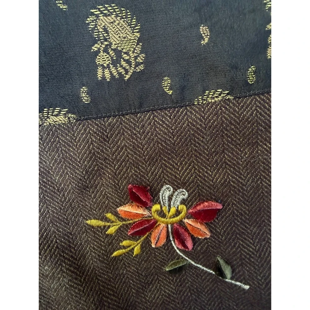 April Cornell NEW Embroidered Floral Crossbody Bag 9.5